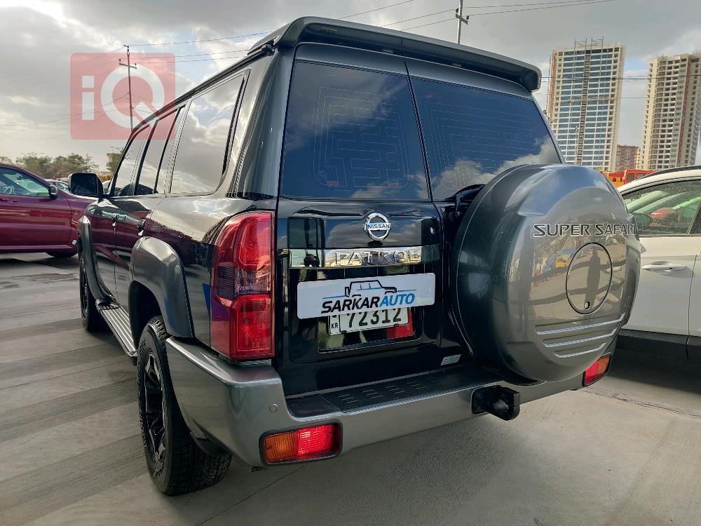 Nissan Patrol Safari